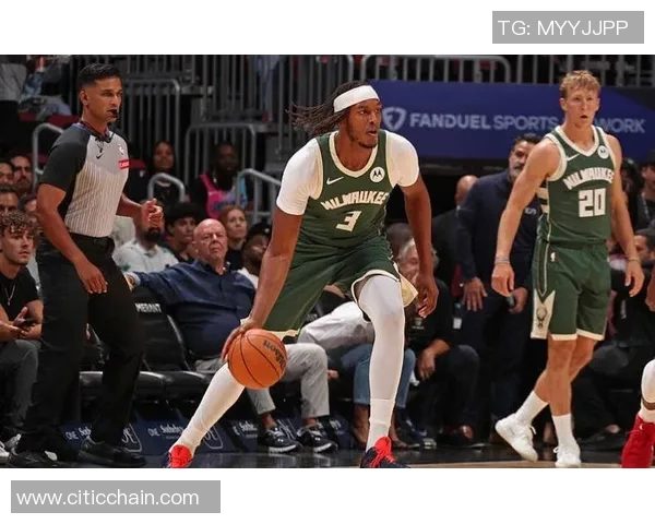 足球明星中谁在篮球场上表现最出色的球员揭秘与精彩瞬间回顾 足球明星中谁在篮球场上表现最出色的球员揭秘与精彩瞬间回顾