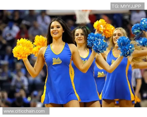 足球明星的19岁女友美照曝光引发热议网友热议其青春靓丽形象 足球明星的19岁女友美照曝光引发热议网友热议其青春靓丽形象