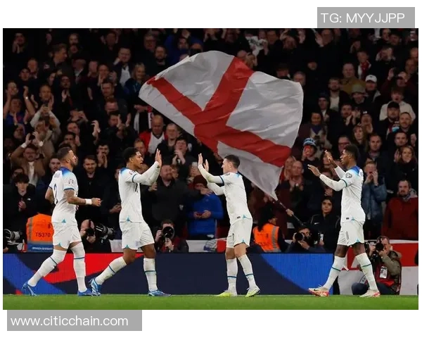 足球明星公开支持哈马斯引发争议球迷反应不一